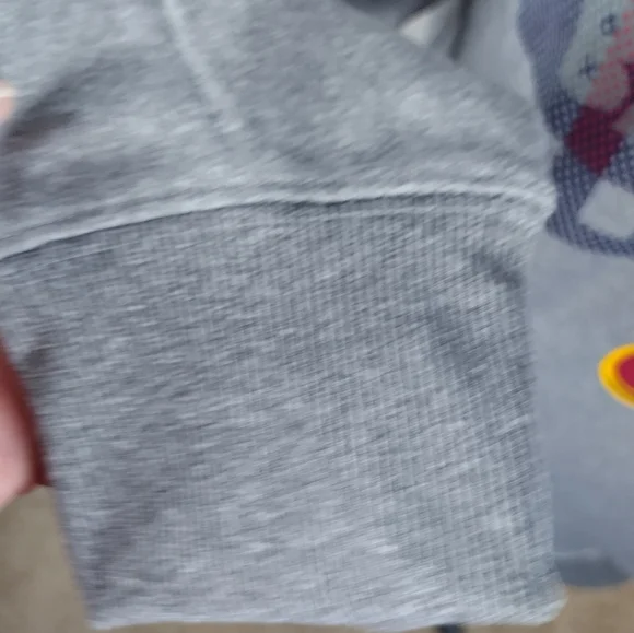 Cleveland Cavilers NBA Hoodie Team Pull Over Size Med - Picture 6 of 16